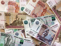 50% россиян откладывают часть зарплаты для крупных покупок - опрос
