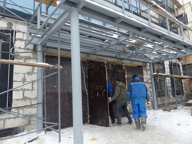 В аэропорту Рощино смонтированы 4 телетрапа