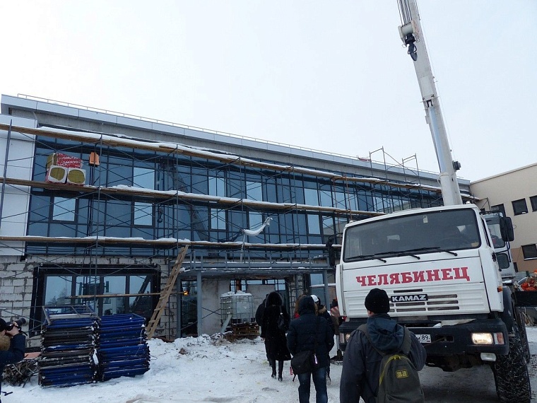 В аэропорту Рощино смонтированы 4 телетрапа