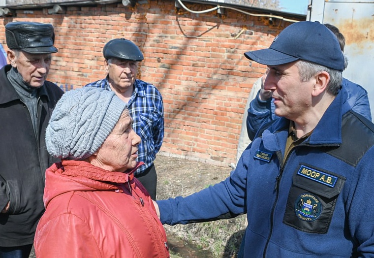 В Тюменской области принято более 20 заявлений на материальную помощь семьям из-за паводка