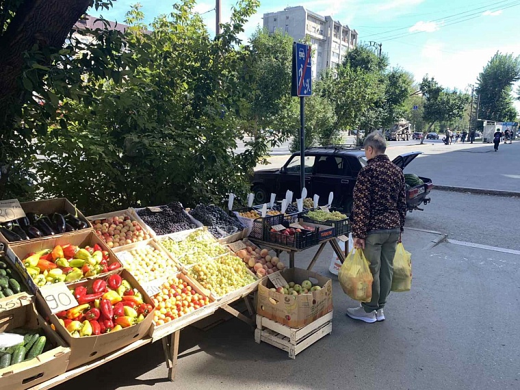 В Тюмени к уличным торговцам выезжают с полицией и судебными приставами