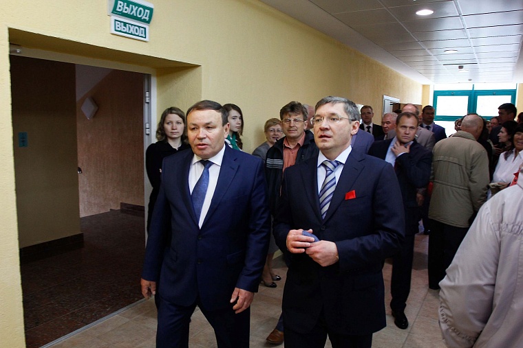 Владимир Якушев: Мы возлагаем серьезные надежды на тюменский лесотехникум