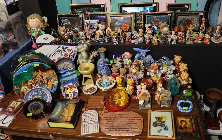 Не в утиль, а в "Чулан": вторая жизнь старых вещей