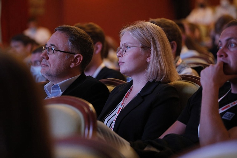 Александр Моор: Нужно создавать условия для быстрого старта даже малых проектов