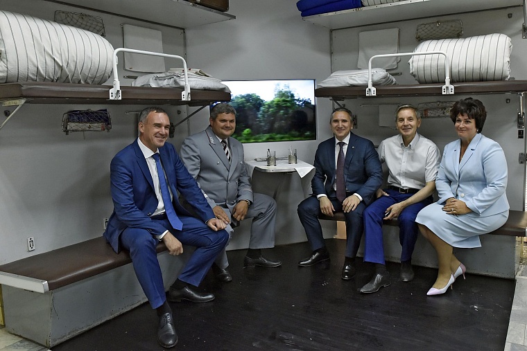 Александр Моор: Свердловская железная дорога – надежный партнер региона