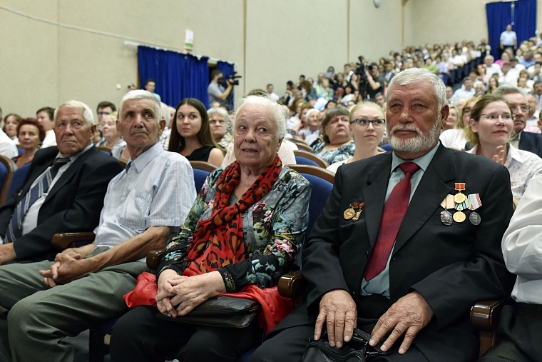 Александр Моор: Свердловская железная дорога – надежный партнер региона