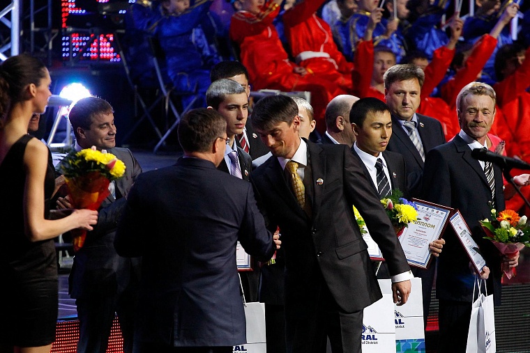 Человека труда славил весь Урал