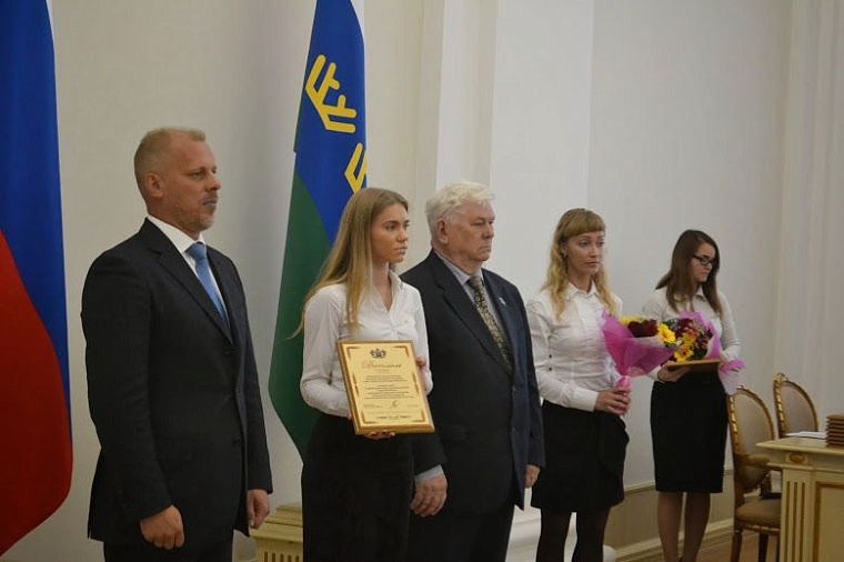 Лучшие сельские поселения, ЛПХ и молодые аграрии получили заслуженные награды