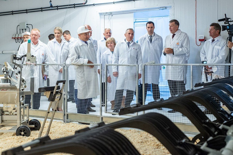 Александр Моор об открытии племенного репродуктора индейки: Экономия - миллионы евро