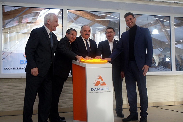 В Голышманово открылся один из крупнейших молочных комплексов в России