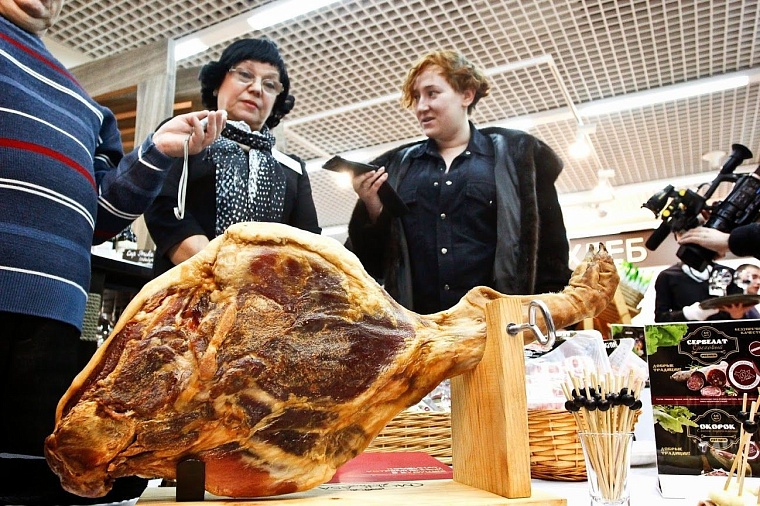 Ялуторовский хамон прошел проверку дегустацией