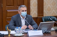 Александр Моор провел рабочую встречу с представителями Сбербанка