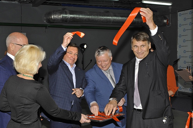 Лидер мирового рынка нефтепромыслового оборудования открыл под Тюменью вторую очередь завода