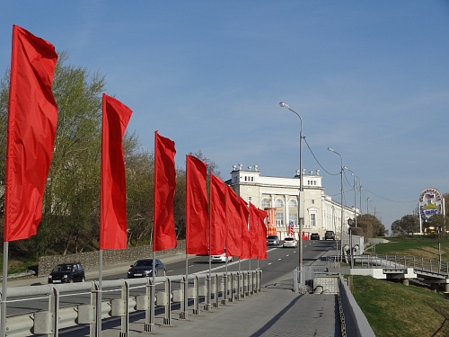 15% россиян намерены взять подработку на майские праздники - опрос