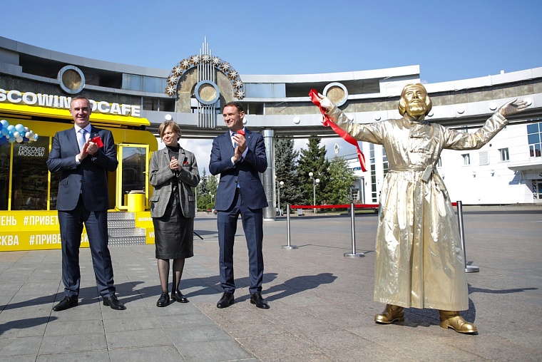 Увидеть Москву по-новому: тюменцам предлагают пакетные туры в столицу