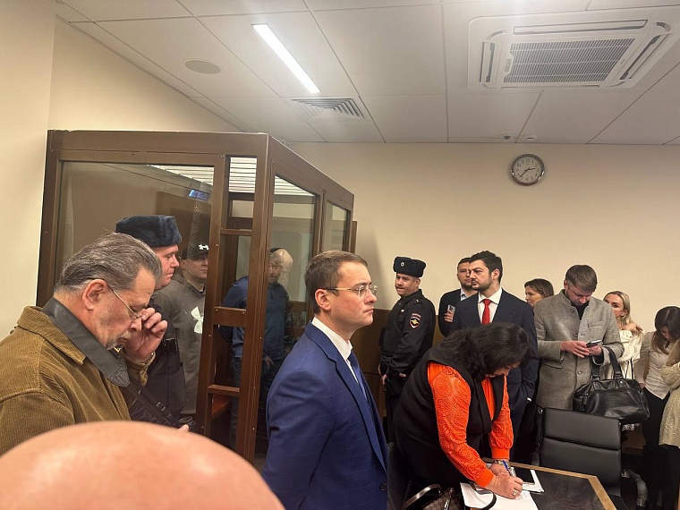 С отбывающего срок олигарха Мазурова требуют 2 миллиарда по делу «дочки» Антипинского НПЗ