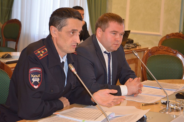 В области обеспокоены дальнейшей судьбой придорожного бизнеса