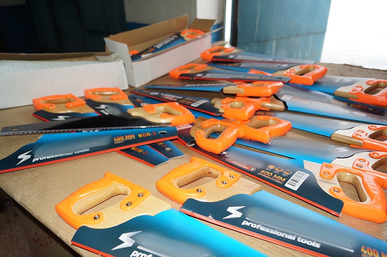 Тюменская таможня передала на СВО изъятые товары