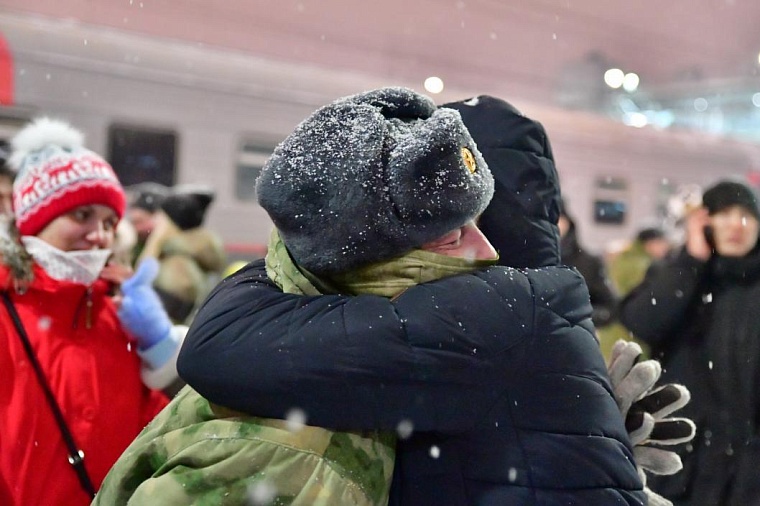 Тюменцы могут передать подарки к 23 февраля участникам СВО
