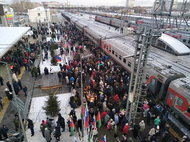 Александр Моор - мобилизованным: Наши мысли и сердца - с вами!