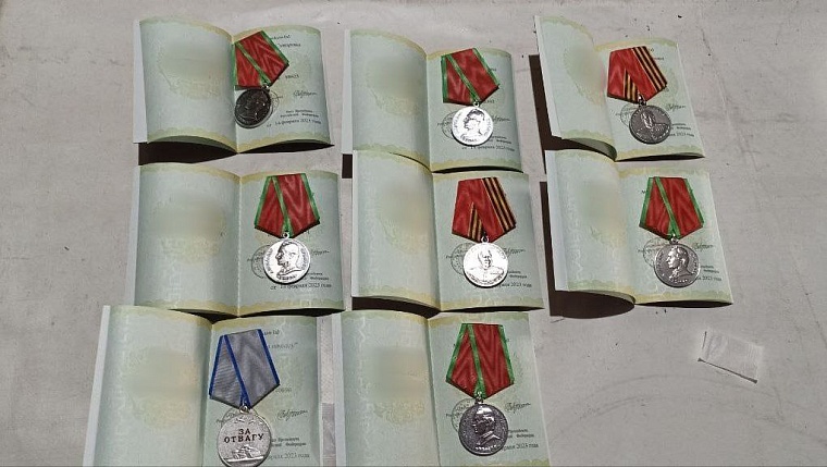 Бойцам «Тобола» вручили первые государственные награды