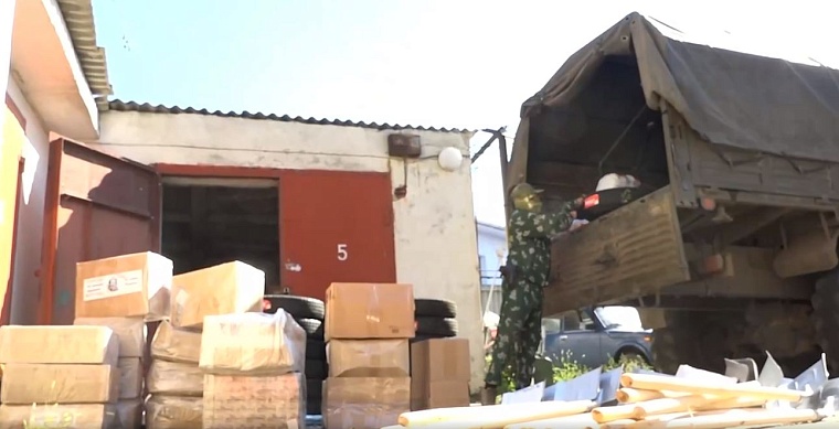 Жители Тюменской области собрали гуманитарную помощь для бойцов СВО