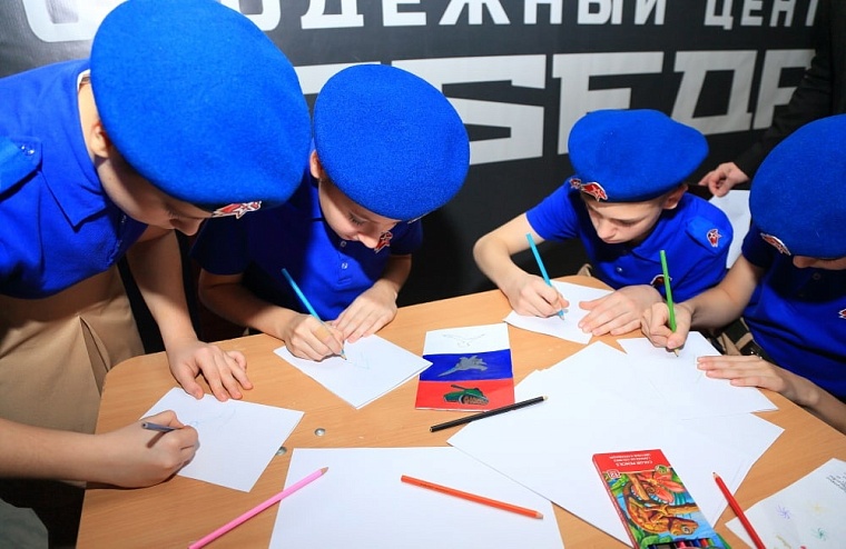 Как отправить новогоднюю открытку участникам спецоперации