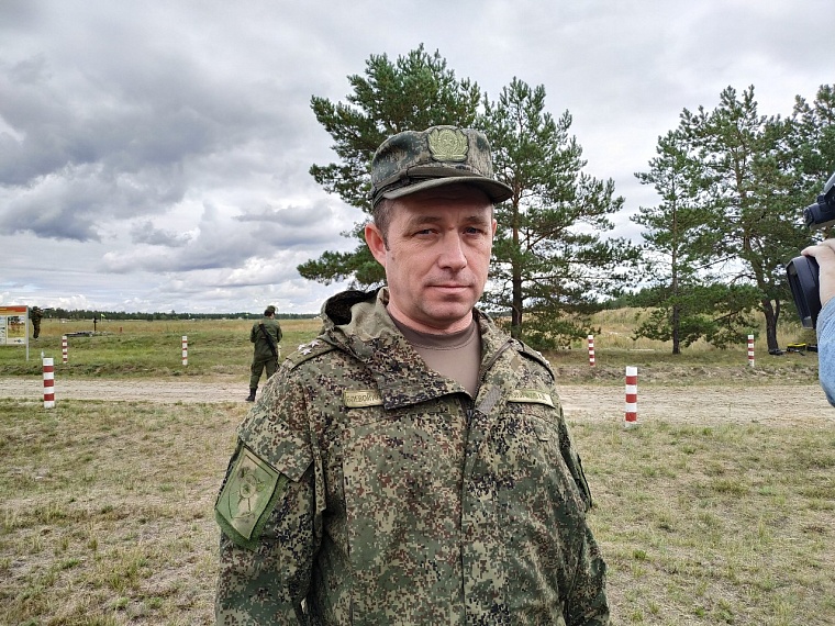 В районе Андреевского озера не смолкают стрельба и выстрелы гранатометов