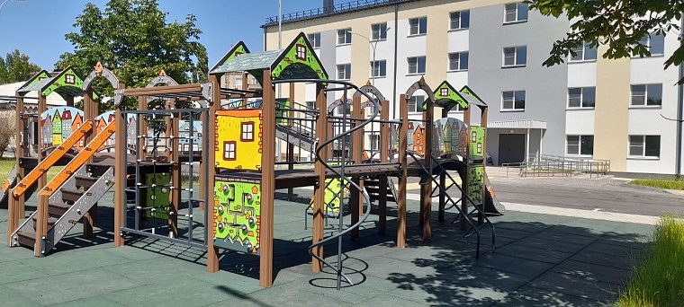 В Краснодоне готовится к открытию обновленное детское отделение городской больницы