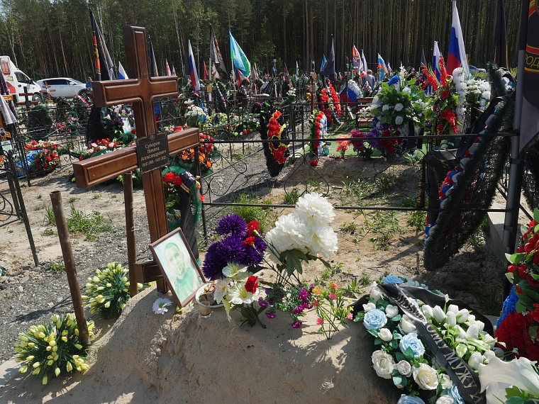 Ушли добровольцами из колоний: о погибших бойцах ЧВК "Вагнер" рассказали матери и жены