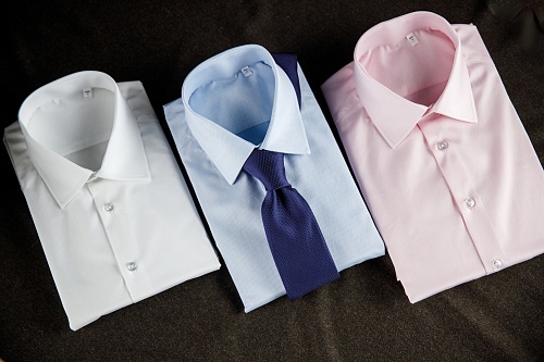 Семья Закроевых производит мужские сорочки в Тюмени