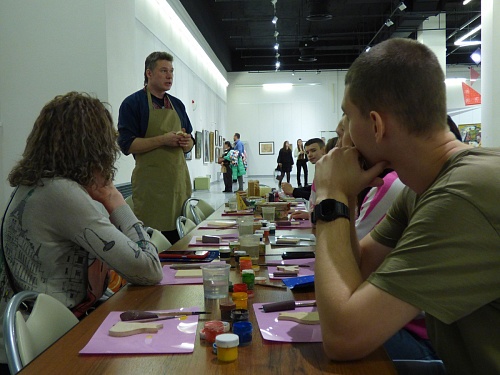 О промыслах народов бывшего СССР тюменцы узнали на выставке