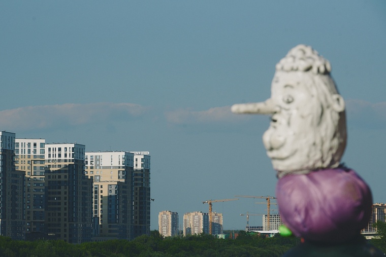 "Морфология" вышла на улицы: где искать новые арт-объекты в Тюмени