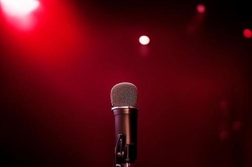 Почти Belcanto: актеры со всей России споют на тюменской сцене