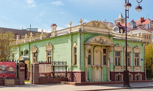 «Лето в Усадьбе-2023»: музыканты, актеры и танцоры смогут выступить в тюменском музее