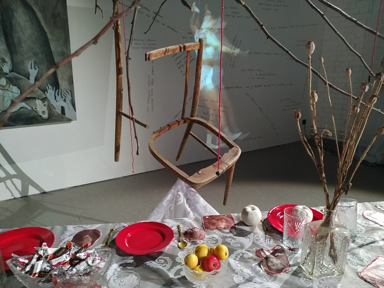 Попадаешь в мир грез: необычная выставка открылась в «Конторе пароходства»