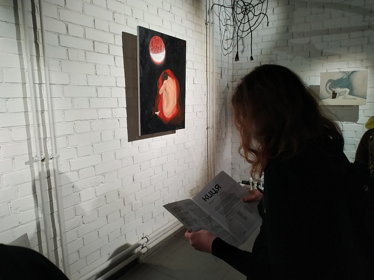 Попадаешь в мир грез: необычная выставка открылась в «Конторе пароходства»