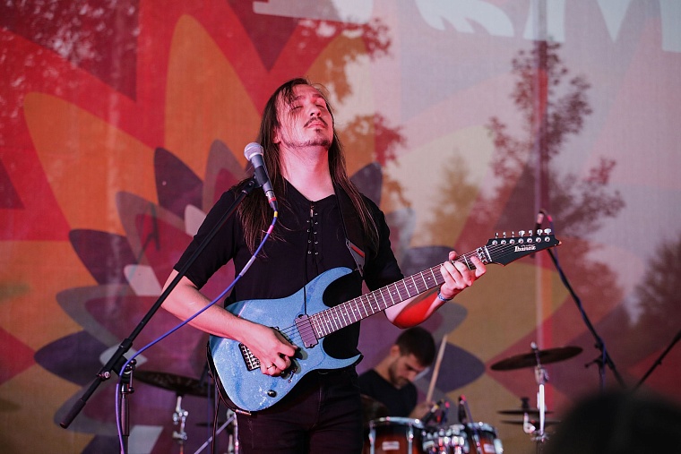 Этнофестиваль “Небо и Земля”: в пыли, в огне, на солнцепеке