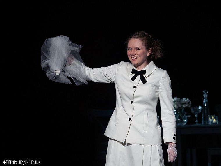 Выбор Дотти: весенняя премьера в Ангажементе