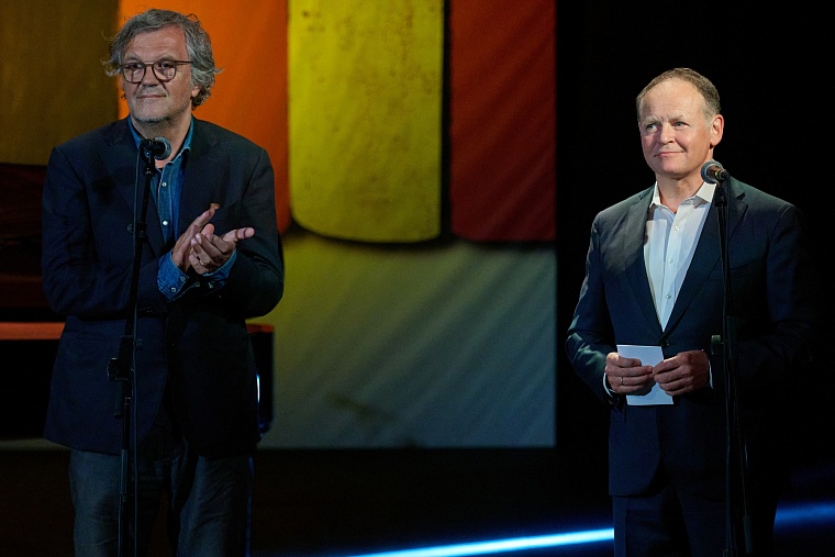 Kustendorf CLASSIC: Эмир Кустурица вручил специальный приз ямальской скрипачке