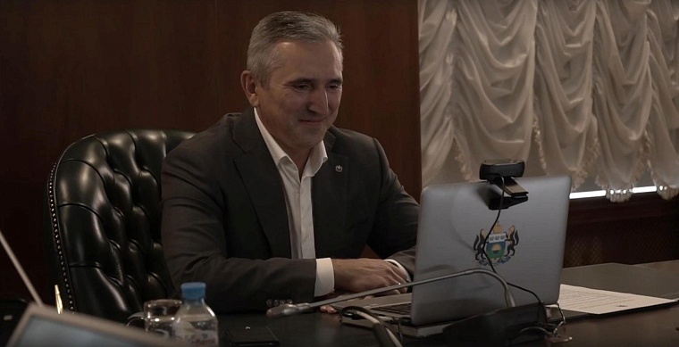 Губернатор Тюменской области Александр Моор снялся в продолжении новогодней комедии "Елки"