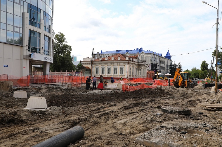 В Тюмени старинную мостовую спрячут за стекло