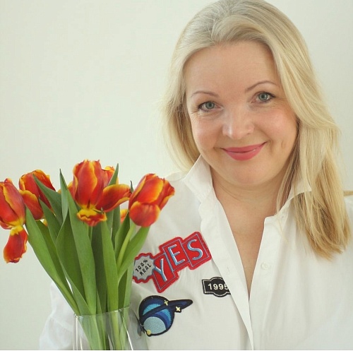 Тюменка выступила на Международном фестивале поэзии в Колумбии