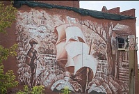 Каравелла, тополь, старая Тюмень: необычное граффити появляется у будущего сквера имени Крапивина