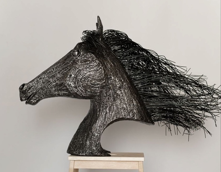 Из 65 российских работ кубок на арт-фестивале в Катаре получил тюменский хамелеон