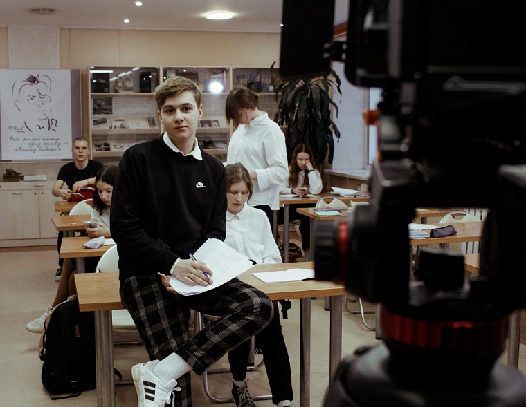 Тюменские подростки снимают короткометражку с дракой