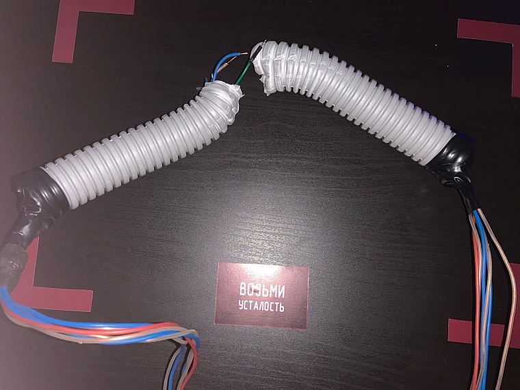 Десны, нейросказки и Валера – что показали участники «Фиджитал»