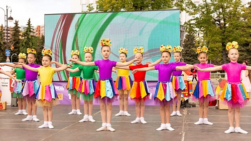 Фестиваль талантов: тюменцы могут поддержать юных артистов