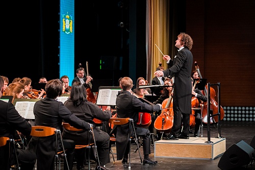 Тюменский филармонический оркестр выступил в Югре в рамках проекта "Культурное сотрудничество"