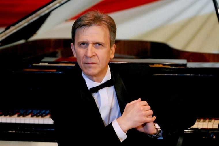 Тюменский композитор Валерий Серебренников отметит юбилей праздничным концертом "7-0"